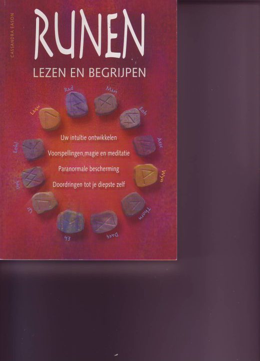 Runen lezen en begrijpen ( Cassandra Eason )