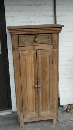 antiek kastje