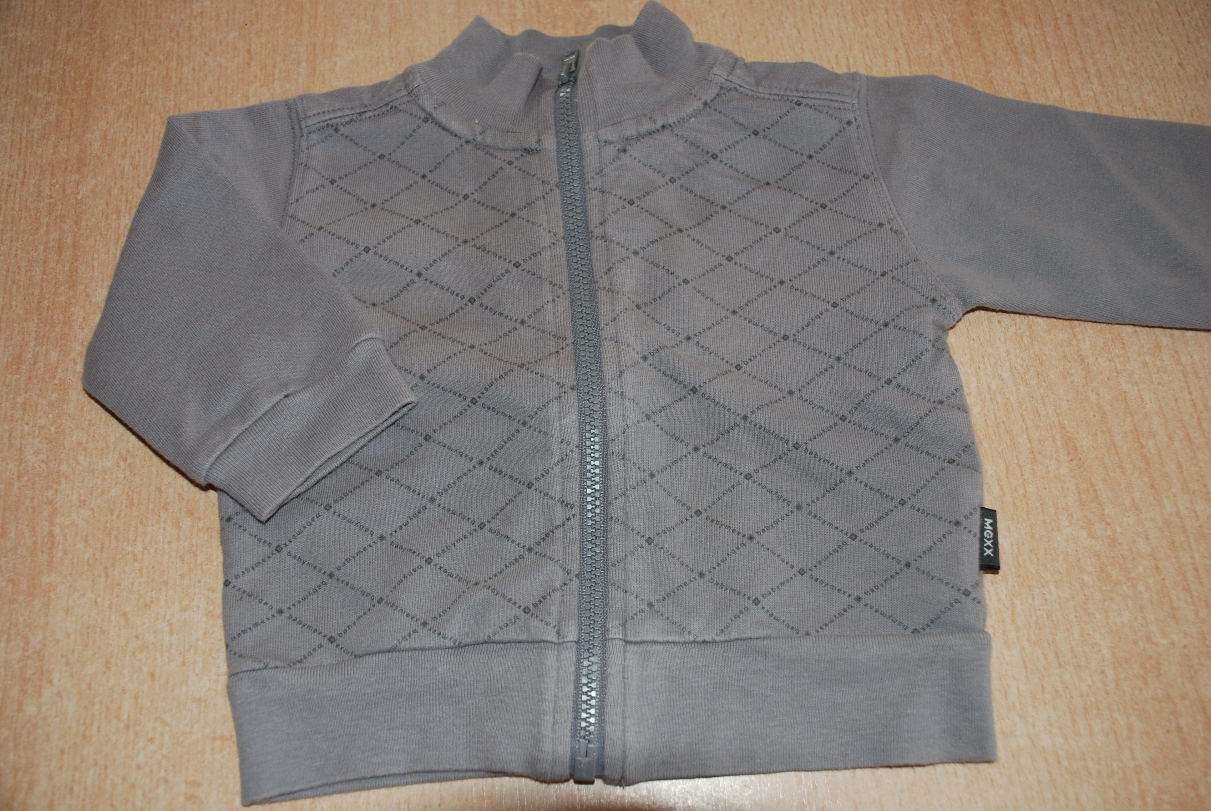 Gilet/trui MEXX (62 of 3 maanden)