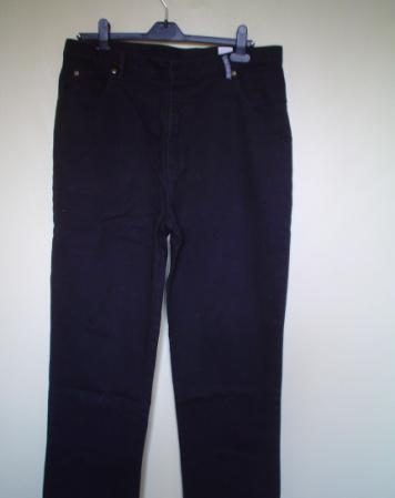 Mooie nieuwe jeansbroek " Birgini" Weggeefprijs!!!!
