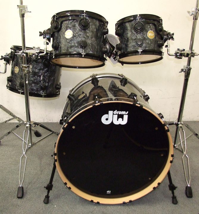 Drum Workshop (DW) Collector BlackOyster