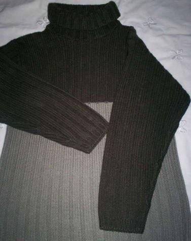 Pull met rolkraag maat 164