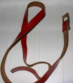 Dunne rode ceintuur (± 85 cm.)