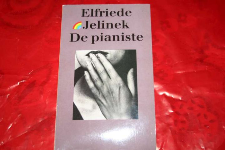 De pianiste - Elfriede Jelinek- REEDS VERKOCHT!