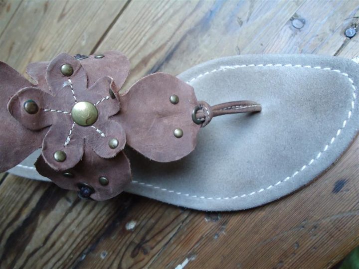MOOIE LEDEREN SANDALEN