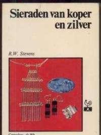 Sieraden van koper en zilver