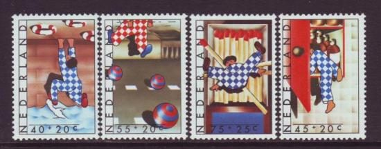 Nederland postfris nrs.1080/83 