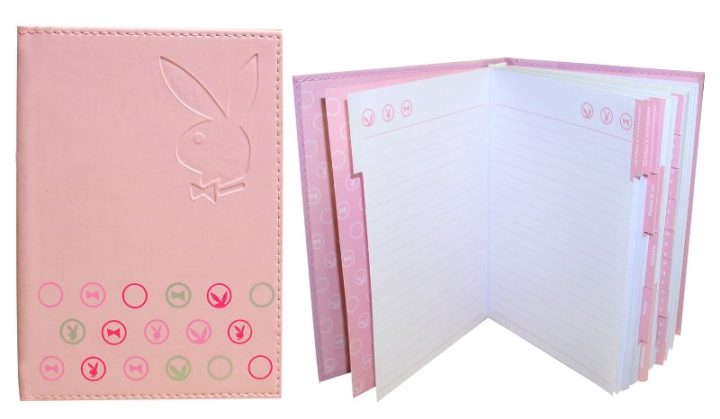 prachtig roze boekjes van playboy in zacht namaal leder, vrij dikke boekjes waar je veel in kwijt kan