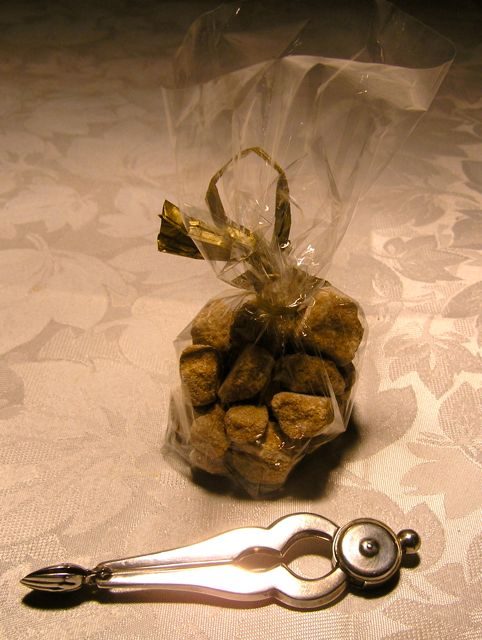 ZILVEREN PASSER-SUIKERTANG MET RIETSUIKER-ROTSJES
