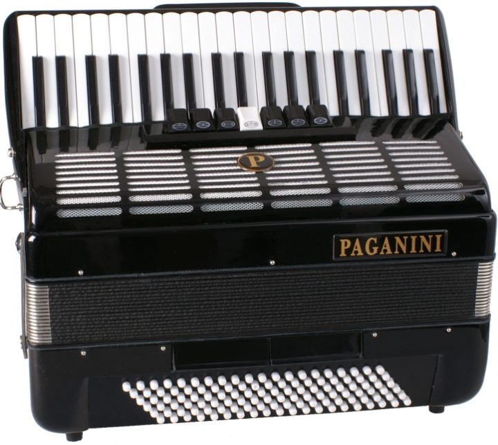 accordéon  PAGANINI 12Obas, 9reg,  SPLINTERNIEUW 