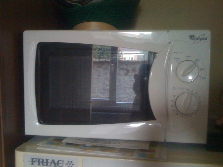 Microgolfoven Whirlpool