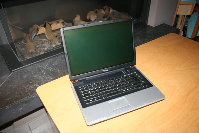 Laptop Fujitsu Siemens Amilo PI 1505 Centrino Duo Dual Core