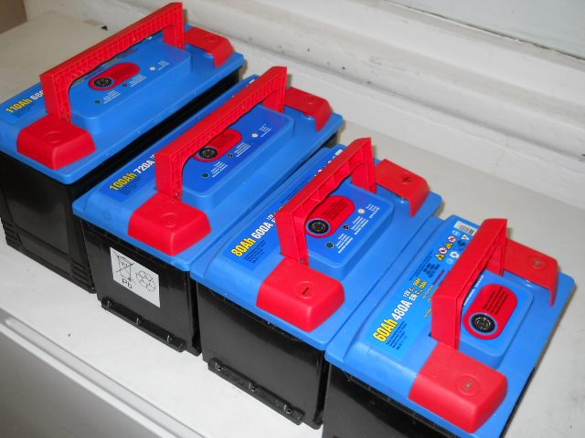 SEMI TRACTIE ACCU'S VOOR UW FLUISTERMOTOR NIEUW !!!