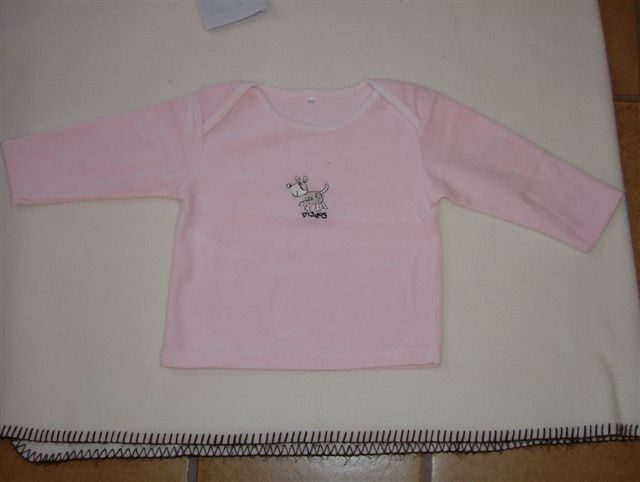  licht roze t-shirt met hondje, maat 80