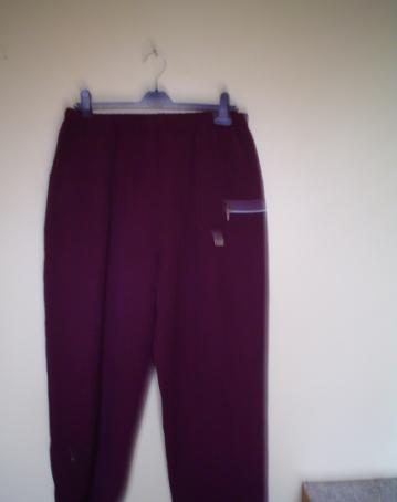 Zeer mooie broek. " H3M Paris" nr 2 weggeefprijs!!!!