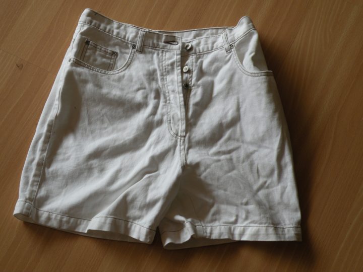 Witte jeansshort van Charter 42 