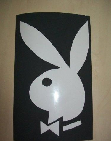 NIEUW sticker: Playboy uiteraard geschikt voor de auto