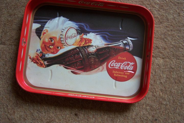 COCA COLA  PLATEAU