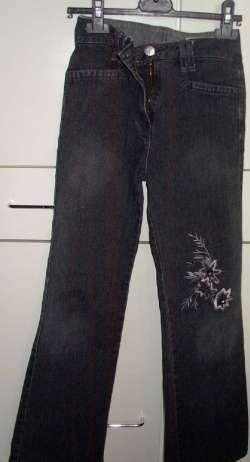 Jeansbroek (maat 146)