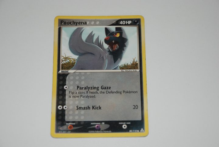 pokemon kaart poochyena