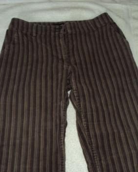 Velouren pantalon voor 14 jaar (staat maat 36 in)