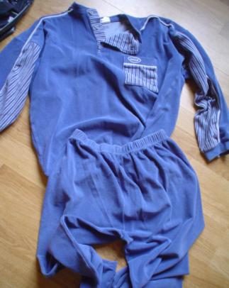 Mooie pyjama "Perlina"nr 5 weggeefprijs!!!