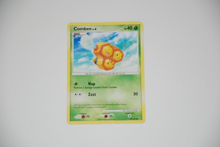 pokemon kaart combee lv 4