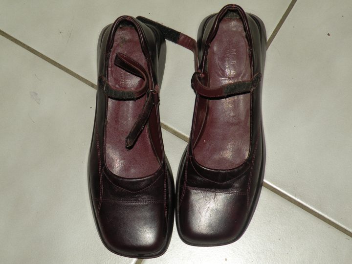 NIEUWE Italiaanse bordeaux schoenen maat 40 
