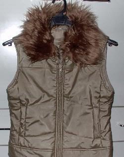 Bruin-beige mouwloos vestje met pels