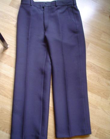 Zeer mooie broek nr 10 Stuntprijs!!!
