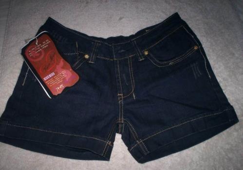 Nieuw kort shortje voor 10-12 jaar