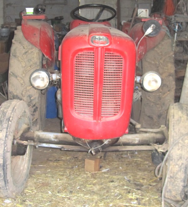 Old timer traktor, merk Carraro