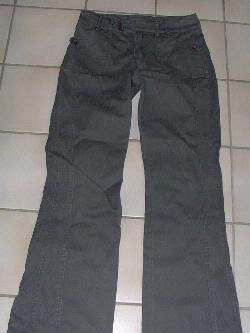 Grijze broek (12 jaar)