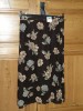 Foto 1 van NIEUWE rok bruin met bloemen m.38 