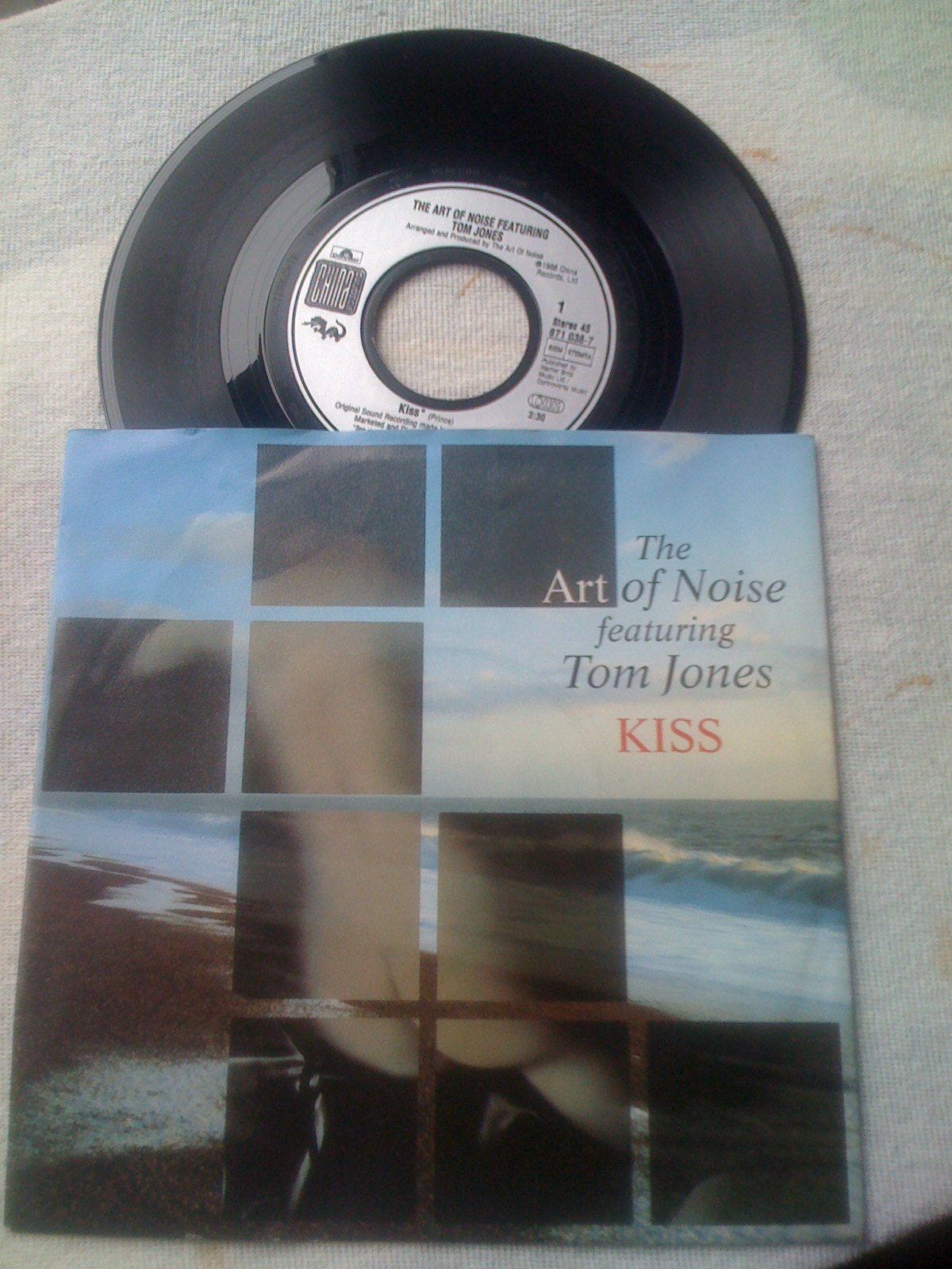 the Art of Noise feat TOM JONES Kiss