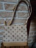 Foto 1 van NIEUWE HANDTAS