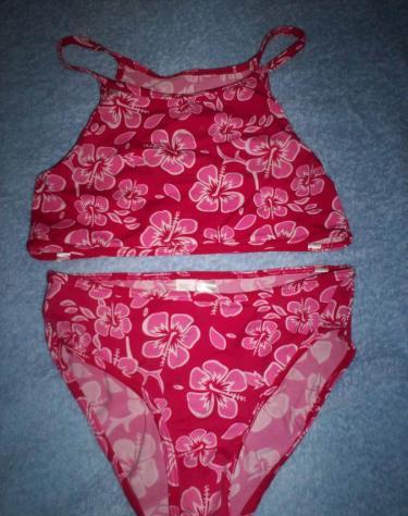 Bikini maat 152 (voor 10 jaar)