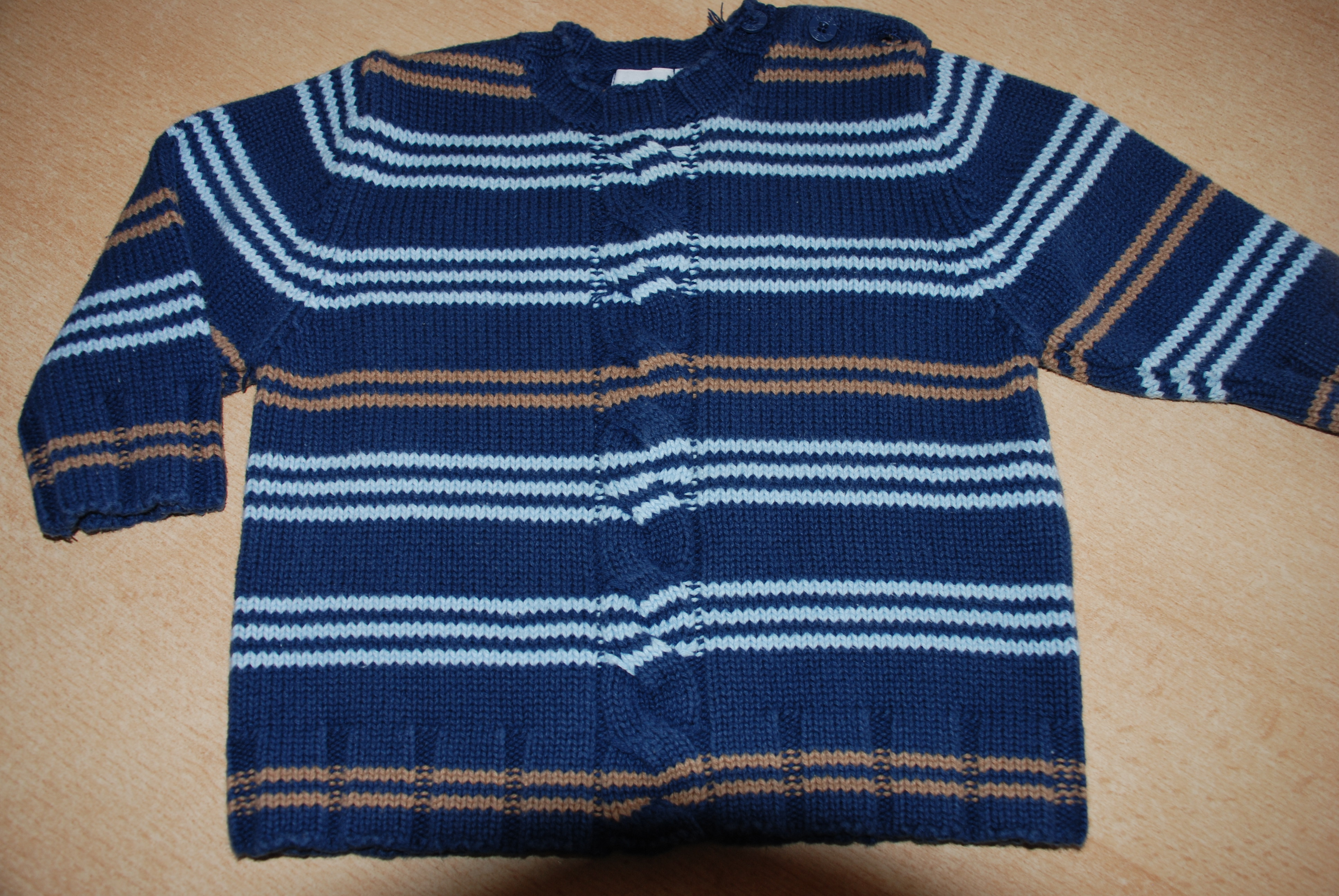 Trui MEXX (68 of 4-6 maanden)