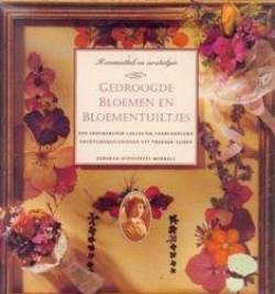 Gedroogde bloemen en bloementuiltjes