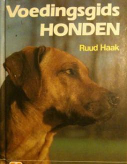 Voedingsgids honden, Ruud Haak,