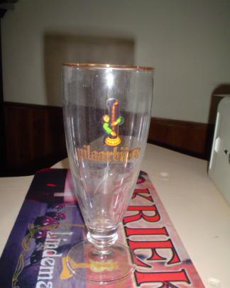 Zeer mooi bierglas " Pilaarbijter" nr 47