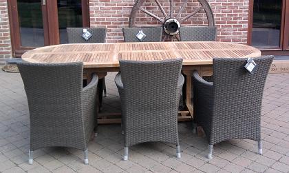 Tafel 180/240/100/3 cm in teak met 6 wicker zetels