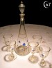 Foto 2 van GROTE BOHEEMSE DECANTER HAND BESCHILDERD 5 GLAZEN