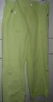 Foto 1 van Lichtgroene broek (maat 140)