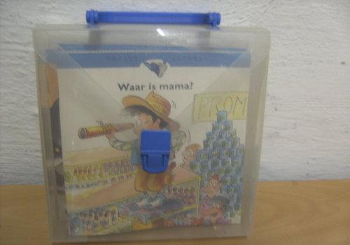 6 boekjes in valiesje