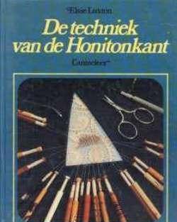 De techniek van de Honitonkant, Elsie Luxton