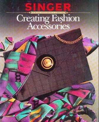 Singer, creating fashion accessories, mode