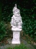 Foto 1 van Tuinbeelden Kabouter op zuiltje 
