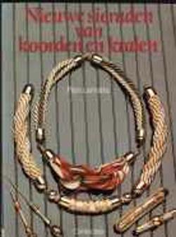 Nieuwe sieraden van koorden en kralen, Pien Lemstra,