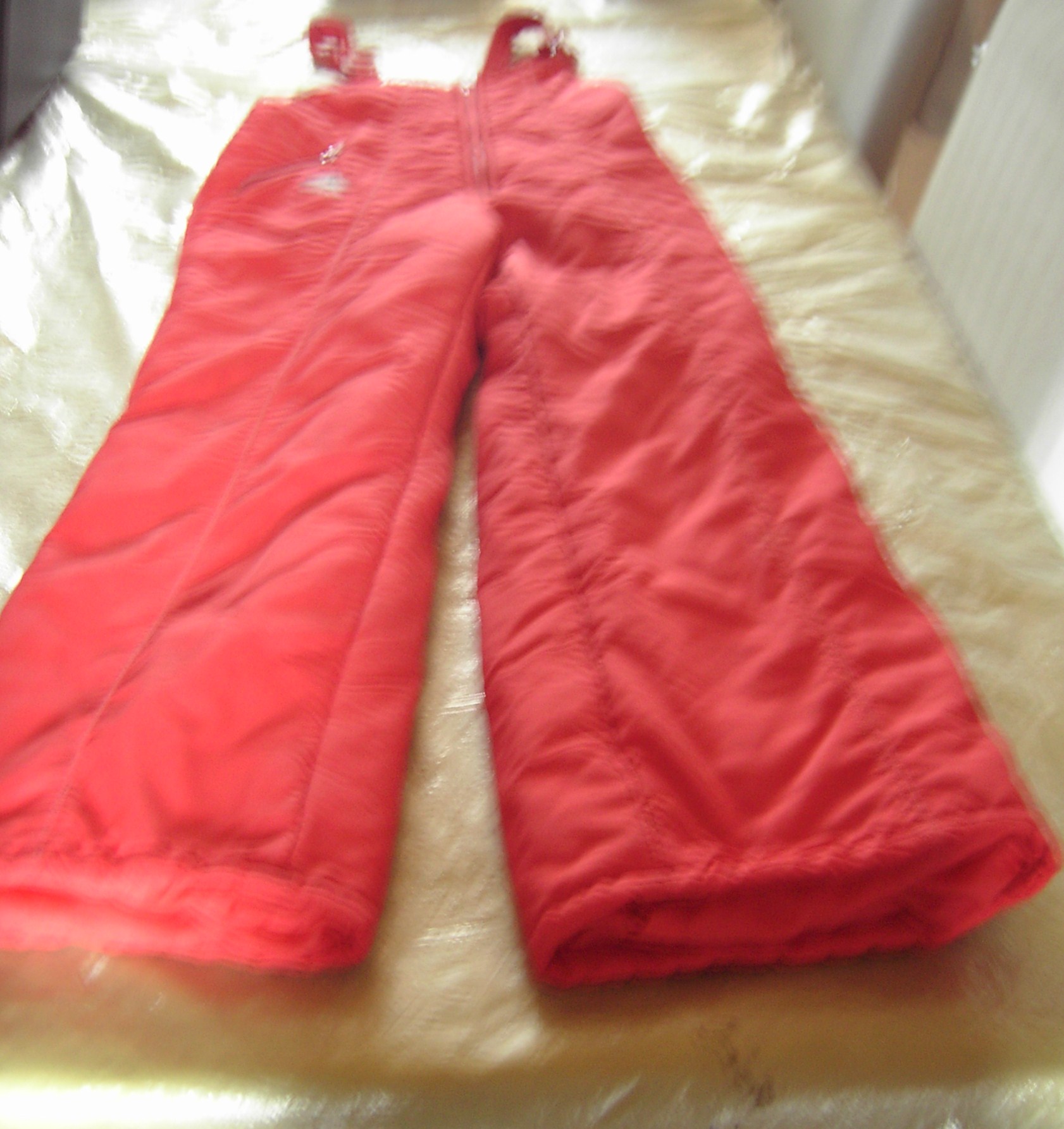 Rood skipak: model salopette 